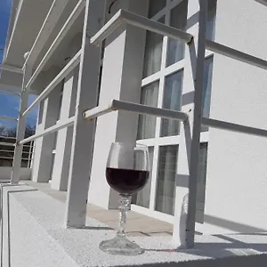 Apartament Cosa-nostra, Hajdúszoboszló