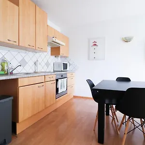 https://cozynite-premium-apartment-favoriten-2.vienna-besthotels.com