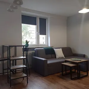 https://studio-metro-targowek-mieszkaniowy.warsawhotelspoland.com